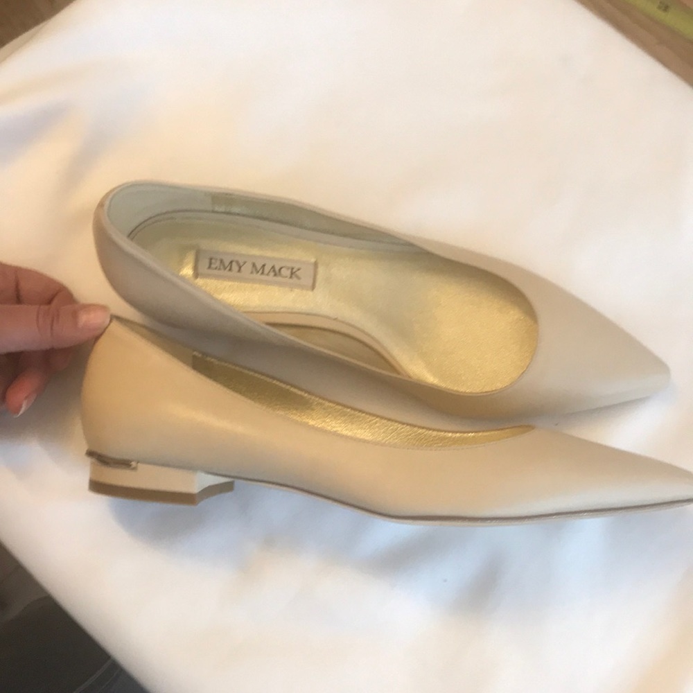 Emy Mack THE MEGAN FLAT Pointed Toe Ivory Cream Italian Leather Flats Ballet
